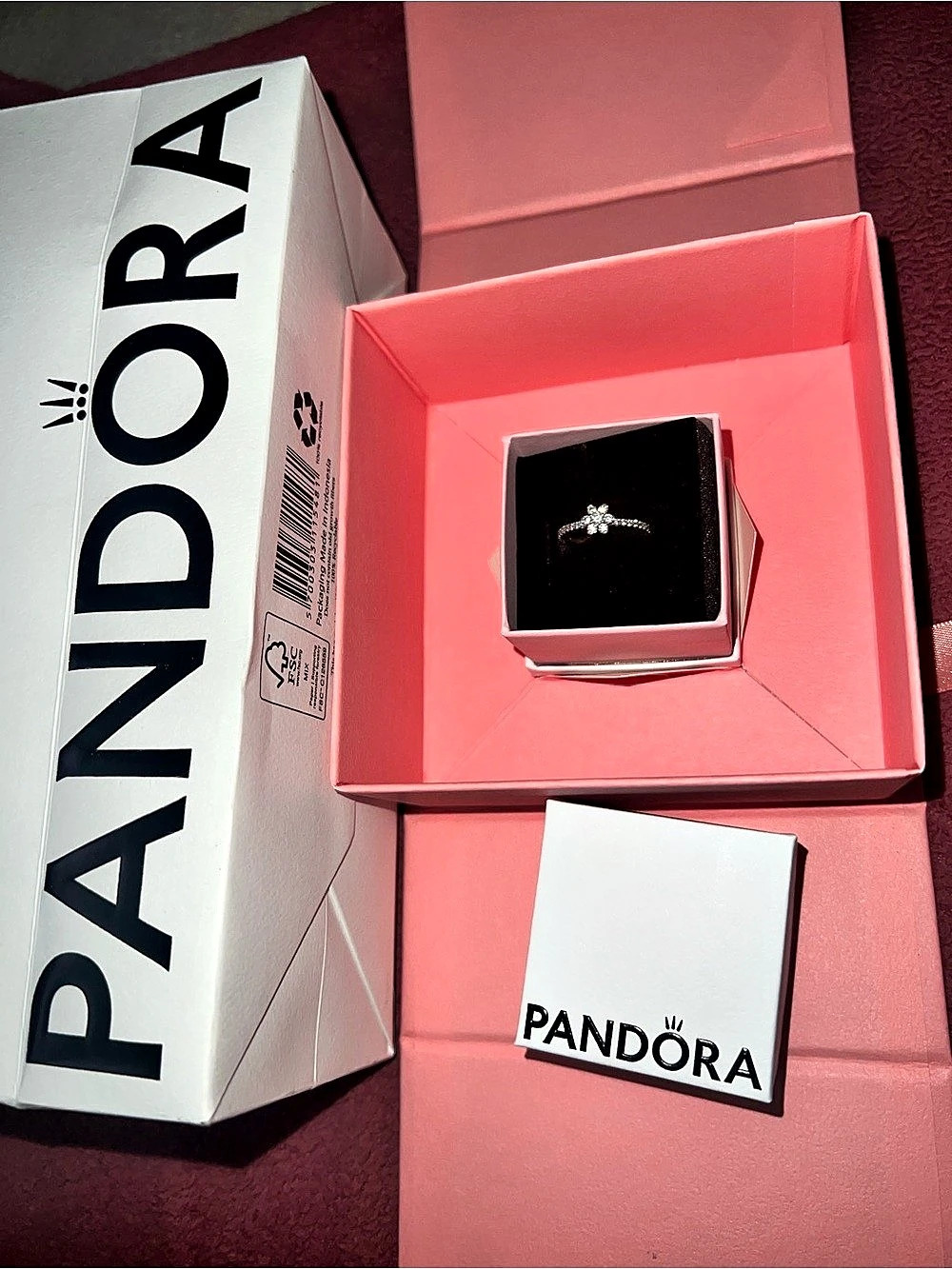 Pandora Dazzling Daisy Meadow Ring Floral Crystal Ring in Silver Like New